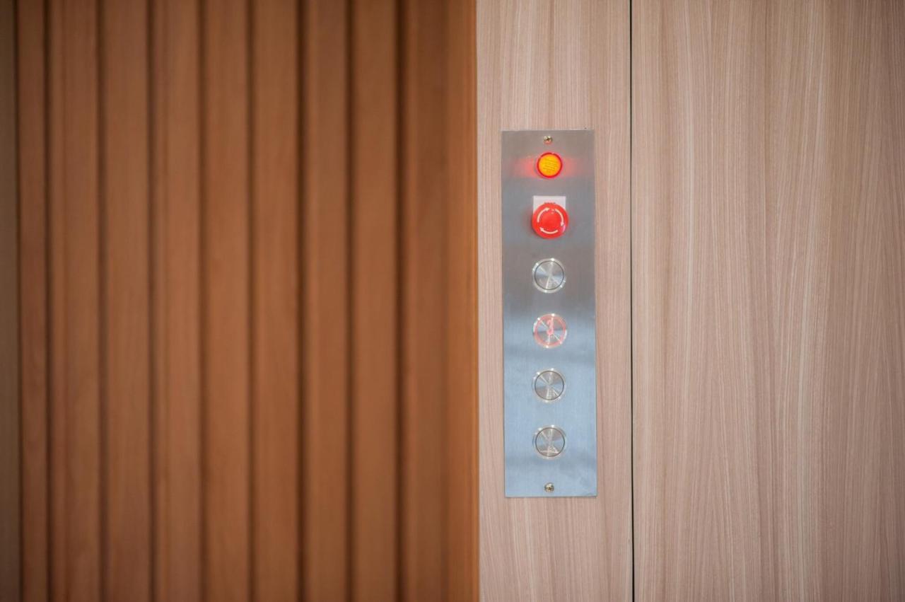 בנגקוק The Moon Night Hotel מראה חיצוני תמונה